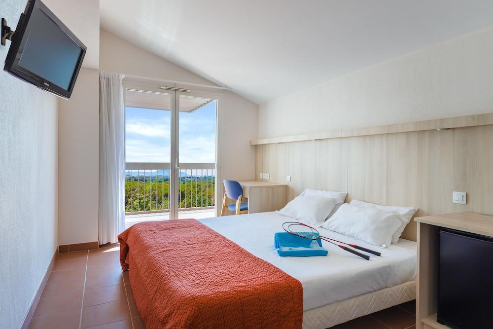 Azureva Hotel